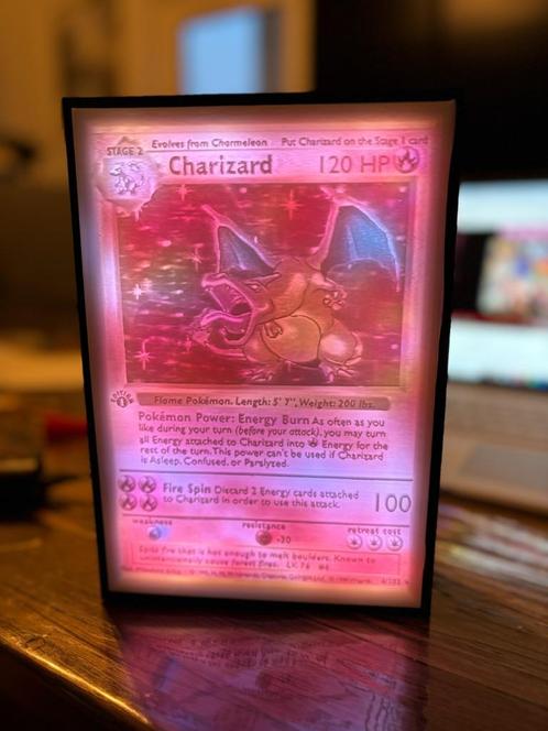 Lithophane base Charizard 1st edition LightBox, Hobby & Loisirs créatifs, Jeux de cartes à collectionner | Pokémon, Neuf, Autres types