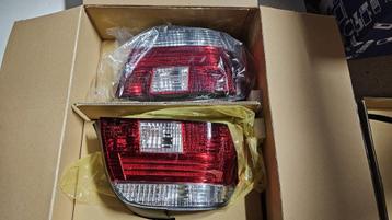 Achterlicht set helder rood BMW 5-serie E39 sedan 1223099 beschikbaar voor biedingen
