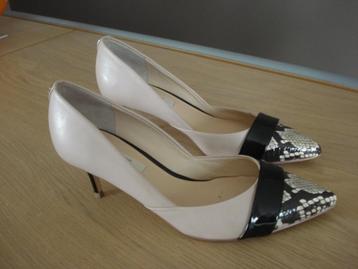 Guess mooie roze pumps, dames. mt 36  beschikbaar voor biedingen