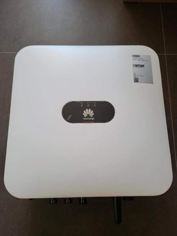 Zonnepanelen omvormer Huawei SUN2000-4,6KTL-L1, Doe-het-zelf en Bouw, Zonnepanelen en Toebehoren, Zo goed als nieuw, Ophalen