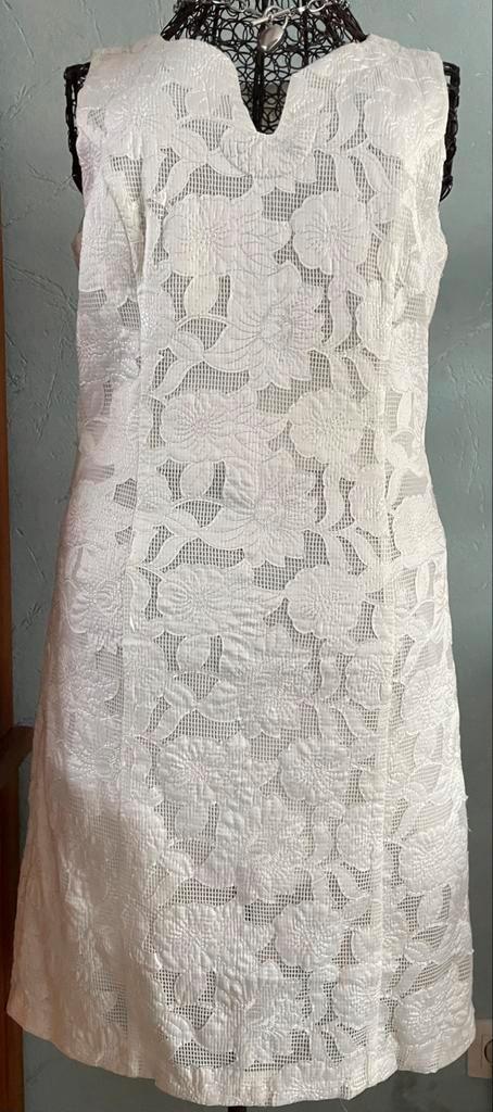 Caroline Biss 38 Nieuw Meer als een elegante jurk, Kleding | Dames, Jurken, Zo goed als nieuw, Maat 38/40 (M), Wit, Knielengte