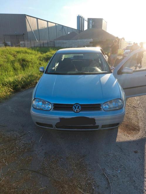 Golf 4 1.9 TDI 90 CV, Autos, Volkswagen, Particulier, Golf, Diesel, Euro 3, 5 portes, Boîte manuelle, Argent ou Gris, Enlèvement