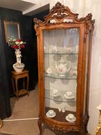 Prachtige gebogen barok vitrine, Enlèvement