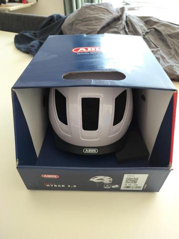 Nieuw Abus Hyban 2.0 wit, maar M, met LED achterlicht  beschikbaar voor biedingen