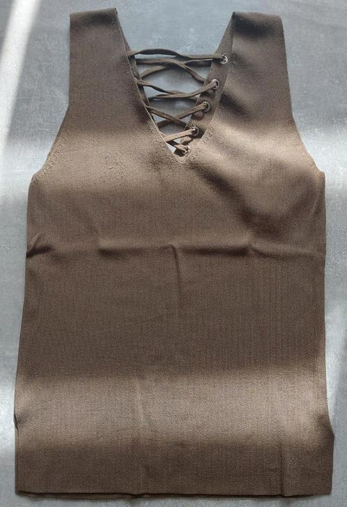 Kaki top in maat small., Kleding | Dames, Topjes, Gedragen, Ophalen of Verzenden