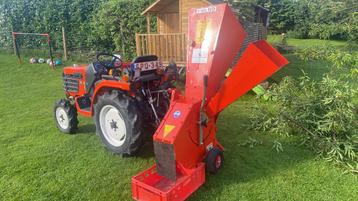 Vend broyeur de branche micro tracteur  beschikbaar voor biedingen