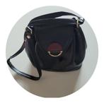 Sac à main en cuir avec lanière noir Prix 25€, Bijoux, Sacs & Beauté, Sacs | Sacs Femme, Enlèvement, Comme neuf