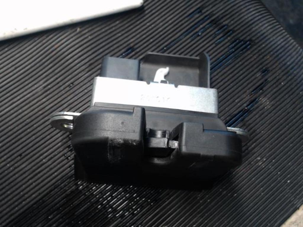 Verrouillage de coffre VW Polo 5 2014-2018 LP/13909, Enlèvement ou Envoi, Utilisé