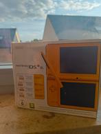 Nintendo DSi xl geel in zeer goede staat, Games en Spelcomputers, Spelcomputers | Nintendo DS, Ophalen of Verzenden, Zo goed als nieuw