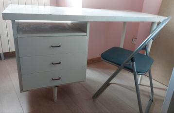 Petit bureau vintage + chaise