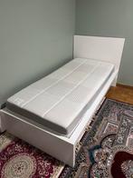 Lit avec 2 matelas, Enlèvement ou Envoi, Comme neuf, Une personne