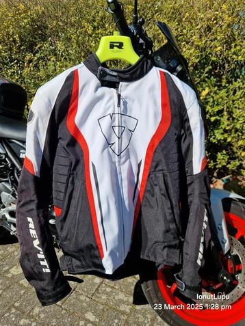 Veste Revit, Enlèvement