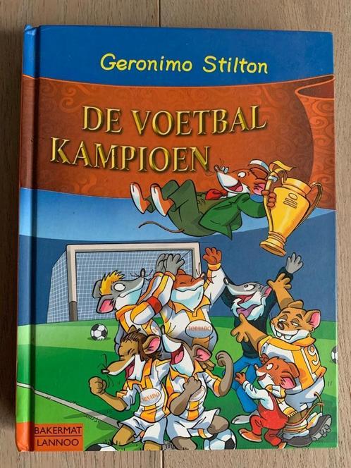 Geronimo Stilton - De voetbalkampioen * NIEUW, Livres, Livres pour enfants | Jeunesse | Moins de 10 ans, Neuf, Fiction général