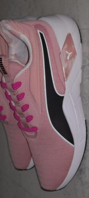 Basket puma rose original taille 37 nouvelle à saisir ️️️️↙️ beschikbaar voor biedingen