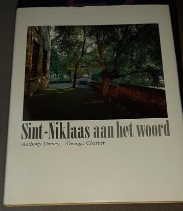 Boek "Sint-Niklaas aan het woord"