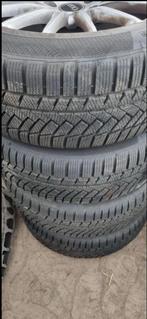 AUDI A5 A4 VELGEN MET BANDEN ORIGINEEL 8W0601025AE 17 inch