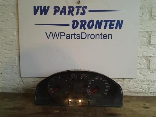 Kilometerteller KM van een Volkswagen Transporter, Auto-onderdelen, Dashboard en Schakelaars, Volkswagen, Gebruikt, 3 maanden garantie