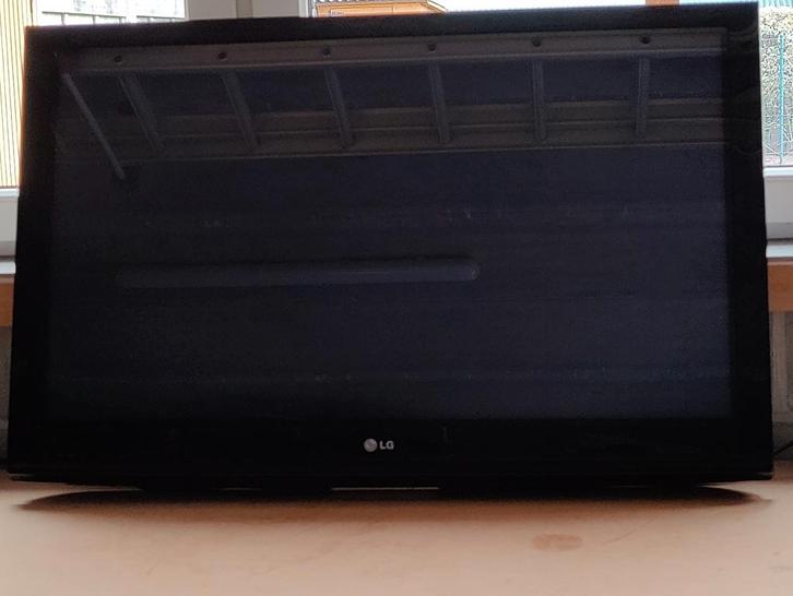 LG 42 Inch Flatscreen TV met verschillende aansluitingen, TV, Hi-fi & Vidéo, Télévisions, Utilisé, LCD, LG, Smart TV, Enlèvement