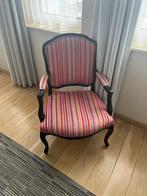 Fauteuil style baroque, Enlèvement