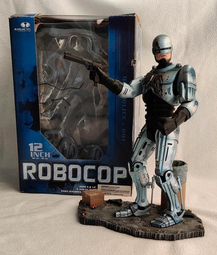 ROBOCOP Battle Damaged 12" McFarlane Toys, Verzamelen, Beelden en Beeldjes, Zo goed als nieuw, Ophalen of Verzenden