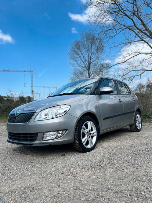 Skoda Fabia Benzine te koop!!, Auto's, Skoda, Bedrijf, Fabia, ABS, Airbags, Airconditioning, Boordcomputer, Centrale vergrendeling