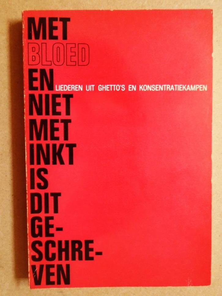 Met bloed en niet met inkt is dit geschreven/1966 +Ned.Vert., Collections, Objets militaires | Seconde Guerre mondiale, Autres