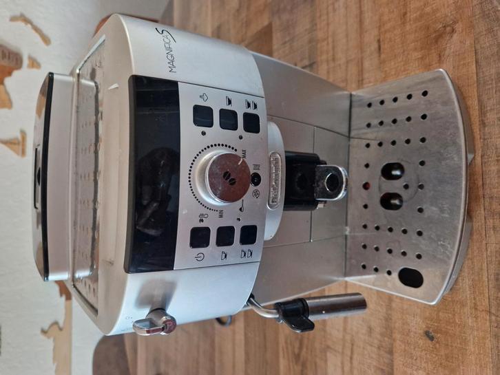 De’Longhi Magnifica S koffiemachine – defect, Electroménager, Cafetières, Ne fonctionne pas, Cafetière, Enlèvement
