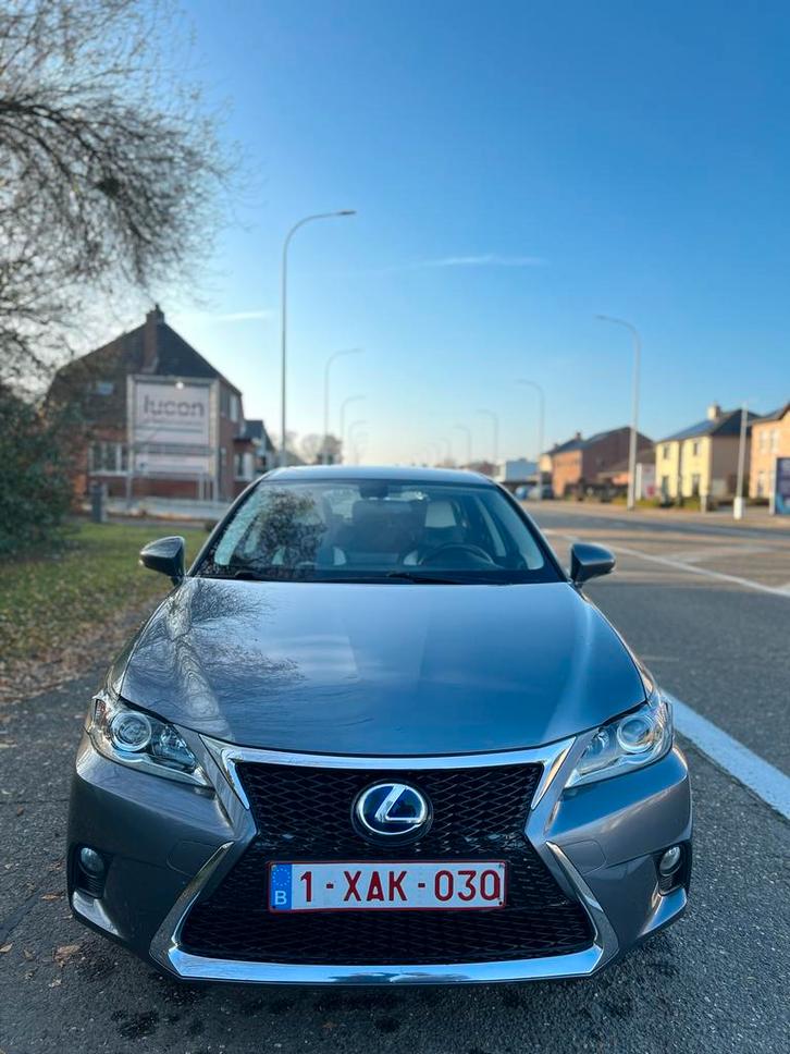 Lexus ct200h hybrid 2017  92000, Auto's, Lexus, Bedrijf, CT-H, ABS, Adaptive Cruise Control, Airbags, Airconditioning, Alarm, Bluetooth