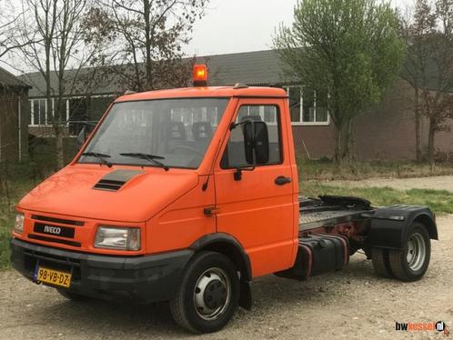 Iveco Daily 35-12 2.8 TDI 90kW BE Trekker GCW 7t wb330, Auto's, Bestelwagens en Lichte vracht, Bedrijf, Trekhaak, Iveco, Diesel