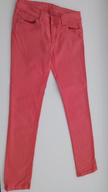 Roze jeansbroek ZARA maat 36, in perfecte staat! 