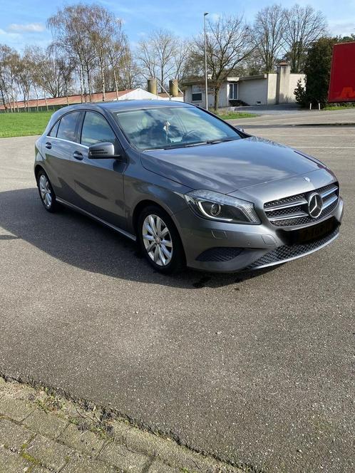 Mercedes Aklasse 180 bouwjaar 2014, Auto's, Mercedes-Benz, Particulier, A-Klasse, ABS, Airbags, Airconditioning, Bluetooth, Bochtverlichting