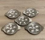 5 roestvrijstalen slakkenplaten, prijs: €7, Huis en Inrichting, Ophalen of Verzenden, Zo goed als nieuw, Bord(en)