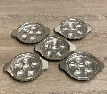 5 roestvrijstalen slakkenplaten, prijs: €7 beschikbaar voor biedingen