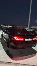 BMW 530e iPerformance M Sportpakket Black Sapphire Metallic, Auto's, Automaat, Wit, Leder, Berline