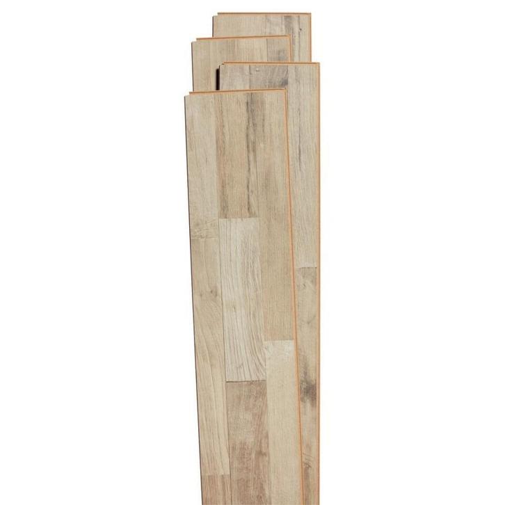 Overschot partij kliklaminaat 8mm + plakplinten, Doe-het-zelf en Bouw, Vloerdelen en Plavuizen, Nieuw, Laminaat, Hout, 50 tot 150 cm
