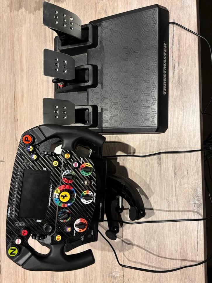 Thrustmaster sf1000 + T3PM pedalen + T300 base, Games en Spelcomputers, Spelcomputers | Sony Consoles | Accessoires, Zo goed als nieuw
