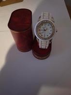 Mon Crois en quartz, Montre-bracelet, Enlèvement ou Envoi, Comme neuf, Avec strass