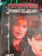 Year of the gun, Cd's en Dvd's, Dvd's | Science Fiction en Fantasy, Ophalen of Verzenden, Zo goed als nieuw