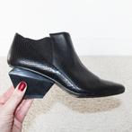 Prachtige Leren United Nude Enkellaarsjes s28 (Maat39) €65,-, Kleding | Dames, Schoenen, United Nude, Verzenden, Zwart, Lage of Enkellaarzen