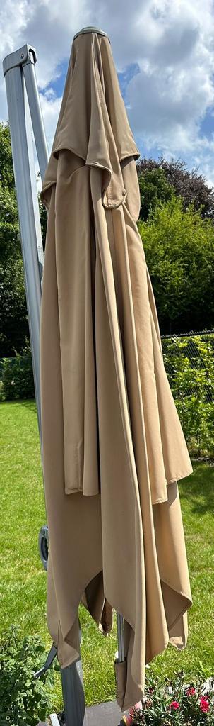 Zweefparasol, Jardin & Terrasse, Parasols, Utilisé, Parasol flottant, Réglable, Enlèvement