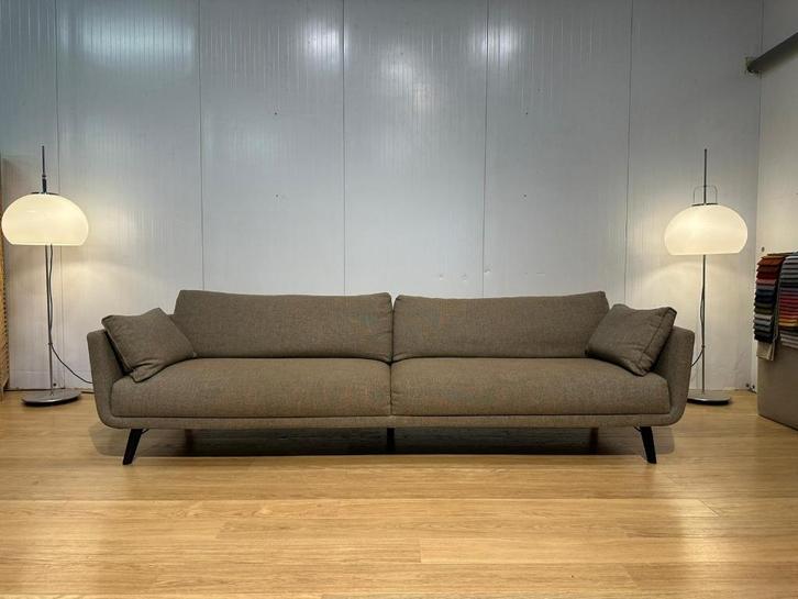 ZGAN Design on Stock Byen 5-Zits Taupe – NP: €6.500, Huis en Inrichting, Zetels | Zetels, Zo goed als nieuw, Rechte bank, Vierpersoons of meer