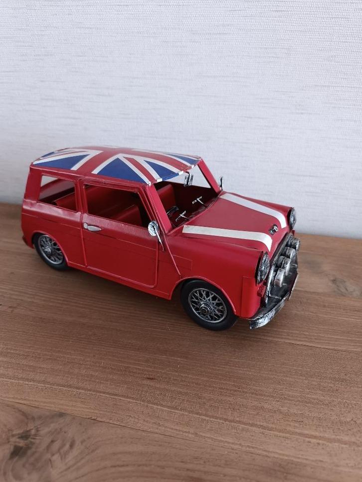 Mooie decoratieve ijzeren auto Mini Cooper, Huis en Inrichting, Woonaccessoires | Overige, Nieuw, Ophalen of Verzenden