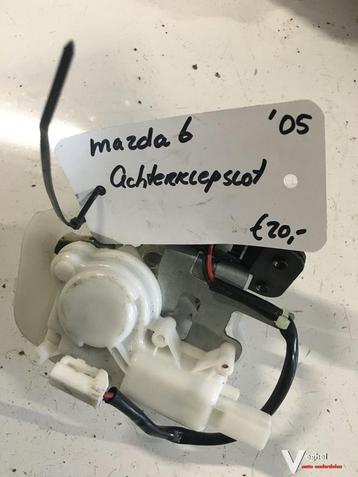 Mazda 6 2005 Achterklepslot beschikbaar voor biedingen