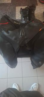 Motor broek richa, Ophalen