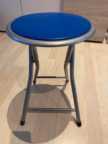 Tabouret  beschikbaar voor biedingen