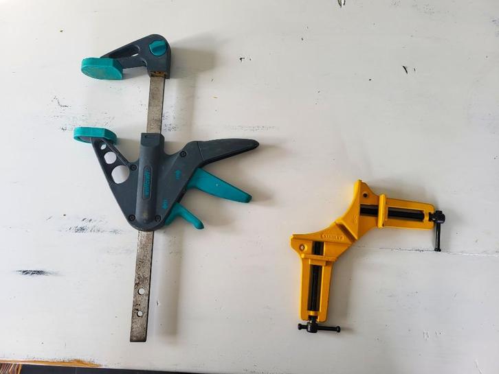 wolfcraft Éénhandklem en Stanley Bailey hoekklem, Doe-het-zelf en Bouw, Gereedschap | Handgereedschap, Zo goed als nieuw, Ophalen of Verzenden