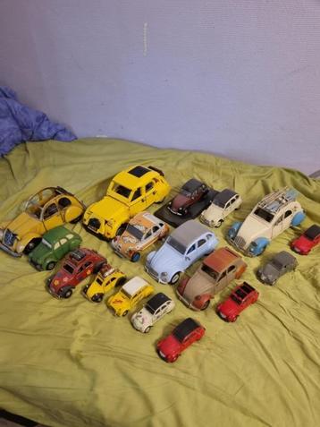 Citroen 2 Cv Miniaturen (18 stuks) beschikbaar voor biedingen