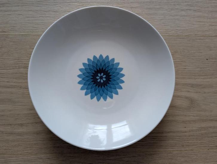 Vintage eetservies compleet, Huis en Inrichting, Keuken | Servies, Compleet servies, Ophalen