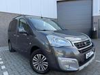 Peugeot Partner 1.2 Benzine | Lage km | Navigatie | 5 zitpla, Autos, Peugeot, Achat, 1295 kg, Entreprise, 5 portes