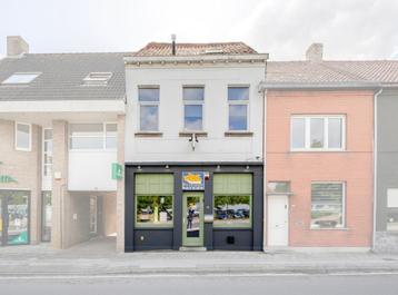 Centraal gelegen HANDELSPAND met privé WOONST erboven beschikbaar voor biedingen